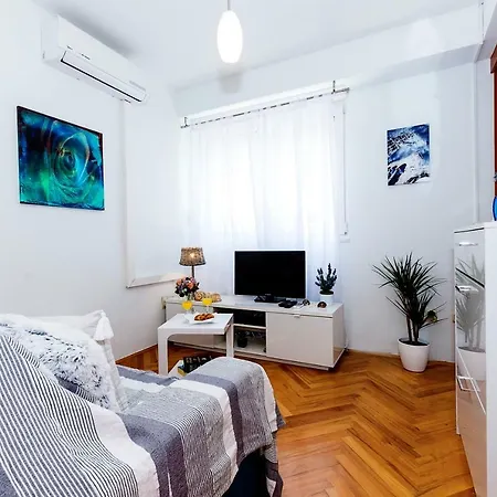 Apartment Studio